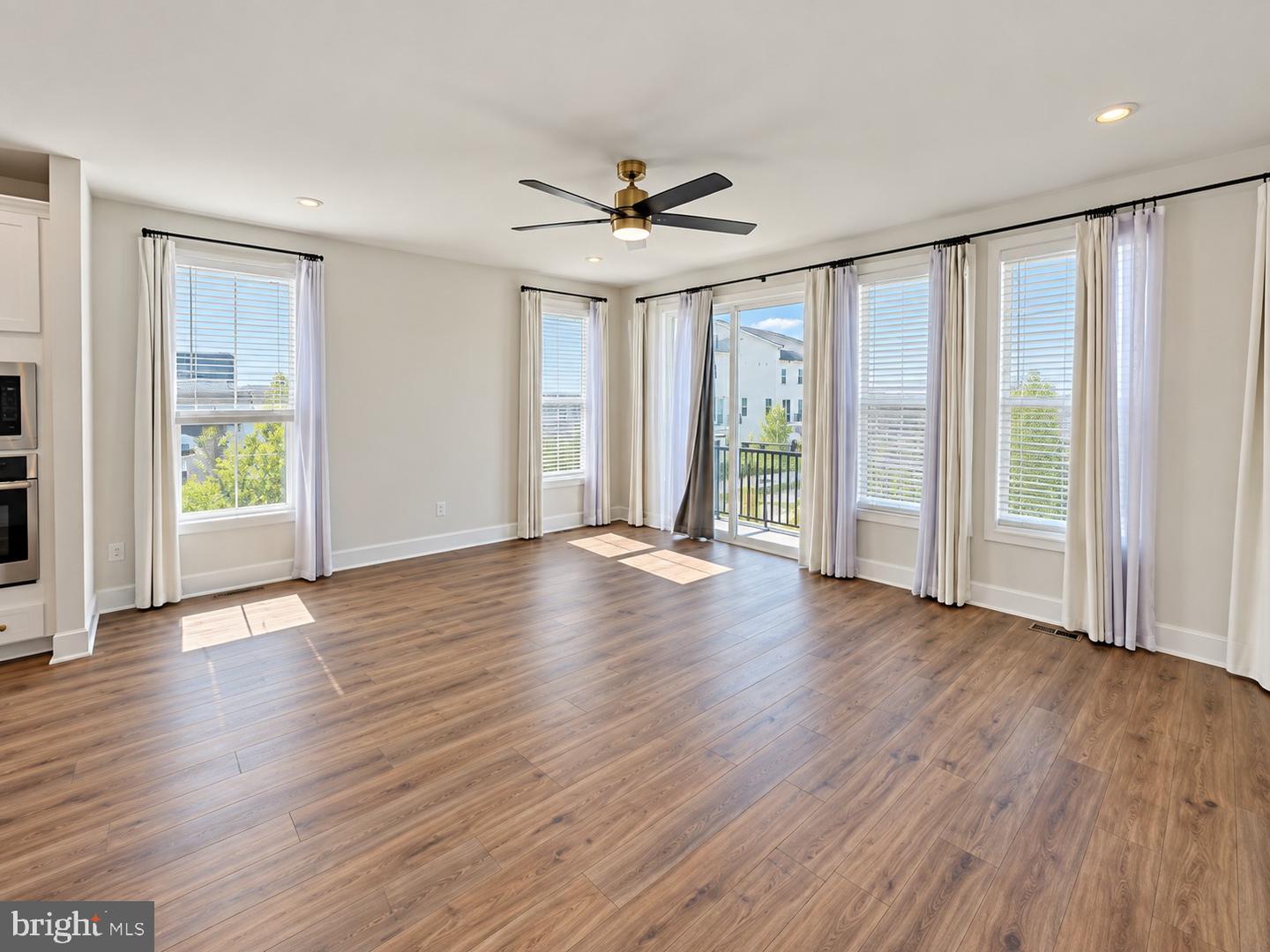 23083 Soaring Ter Property Photo 6