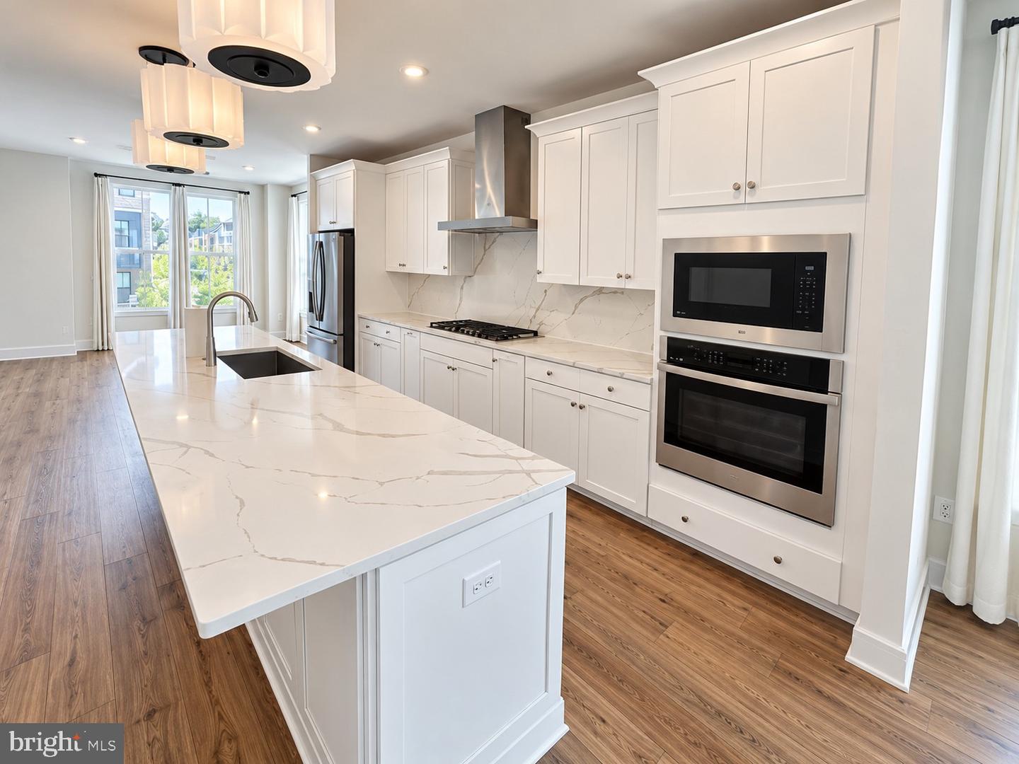 23083 Soaring Ter Property Photo 9