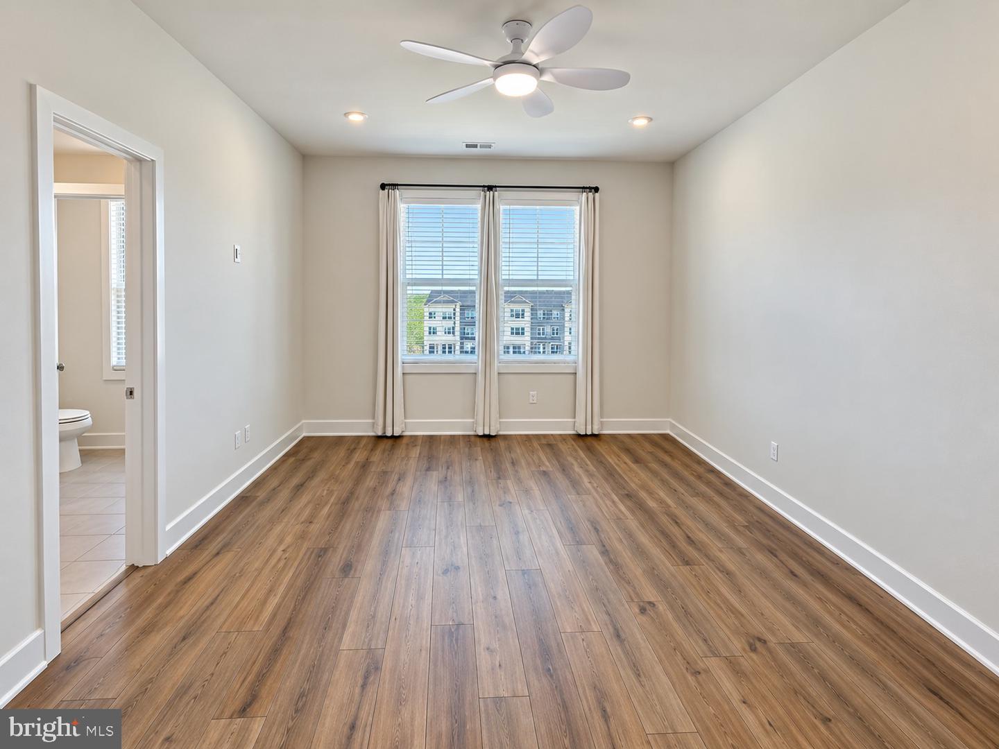 23083 Soaring Ter Property Photo 12