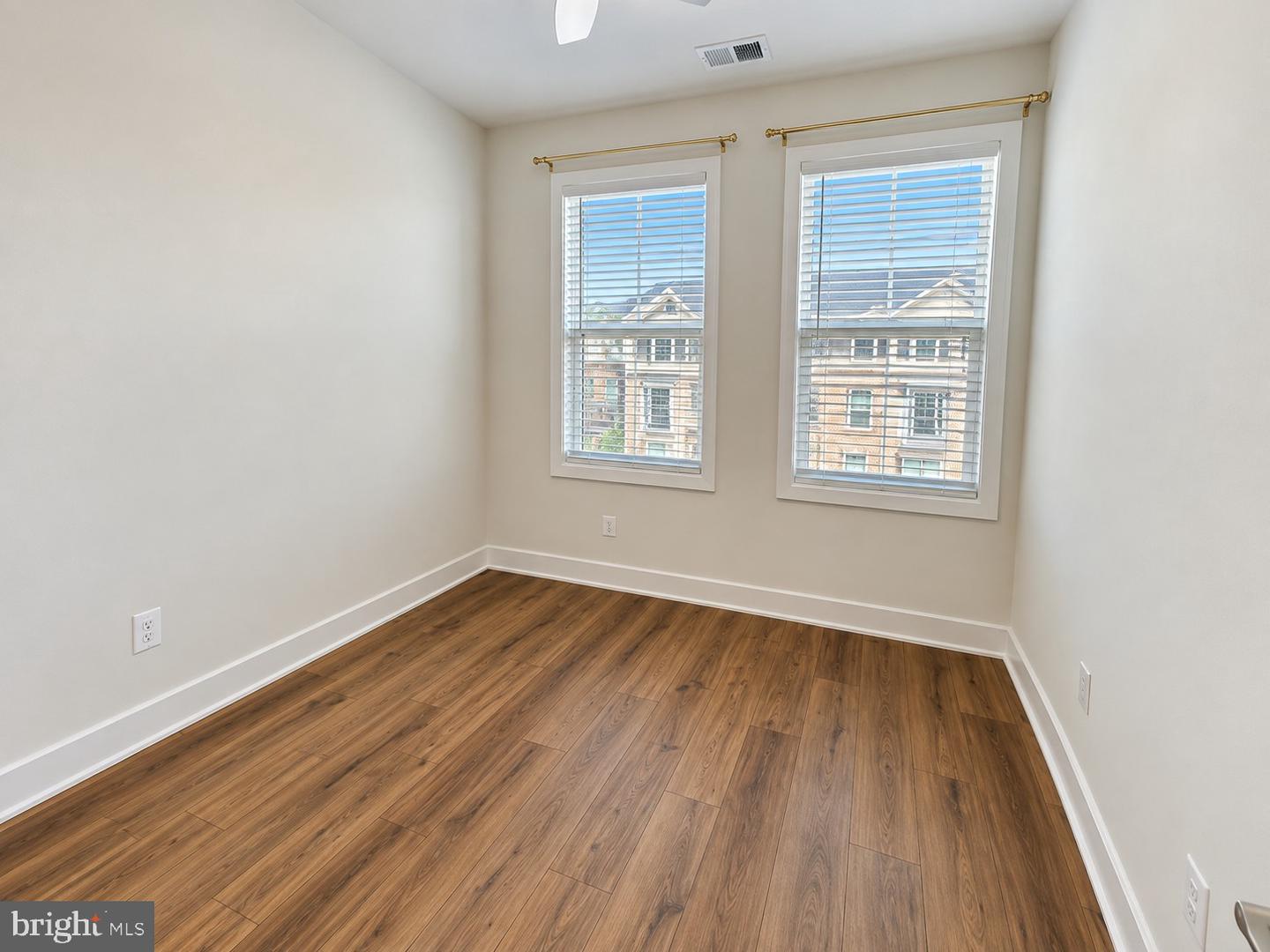 23083 Soaring Ter Property Photo 16
