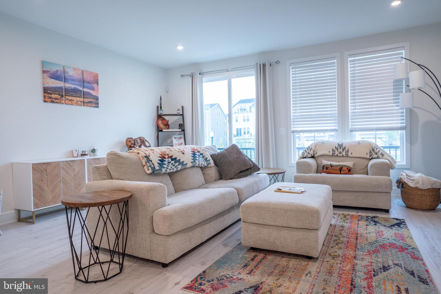 23099 Growler Sq Property Photo 14