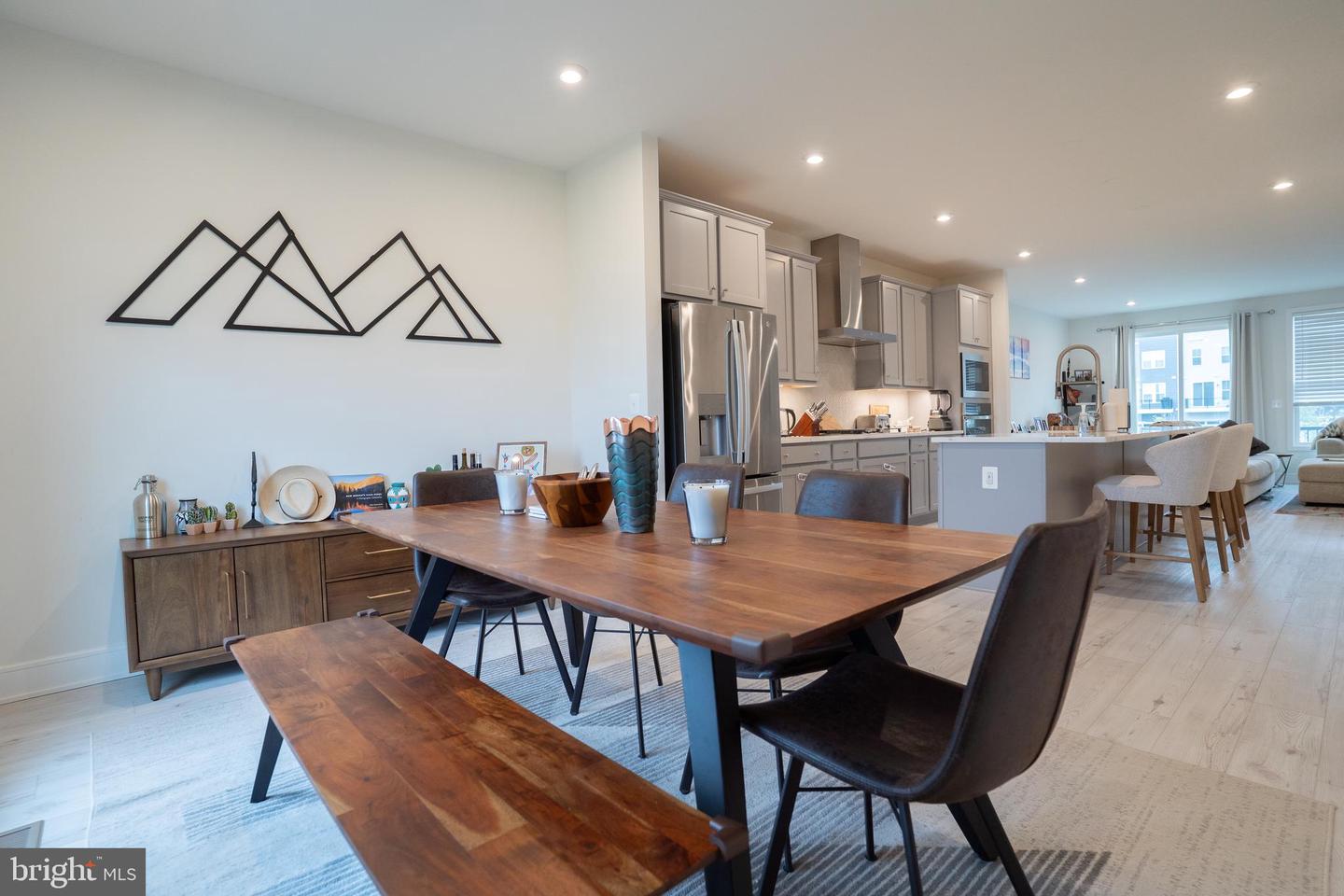 23099 Growler Sq Property Photo 16