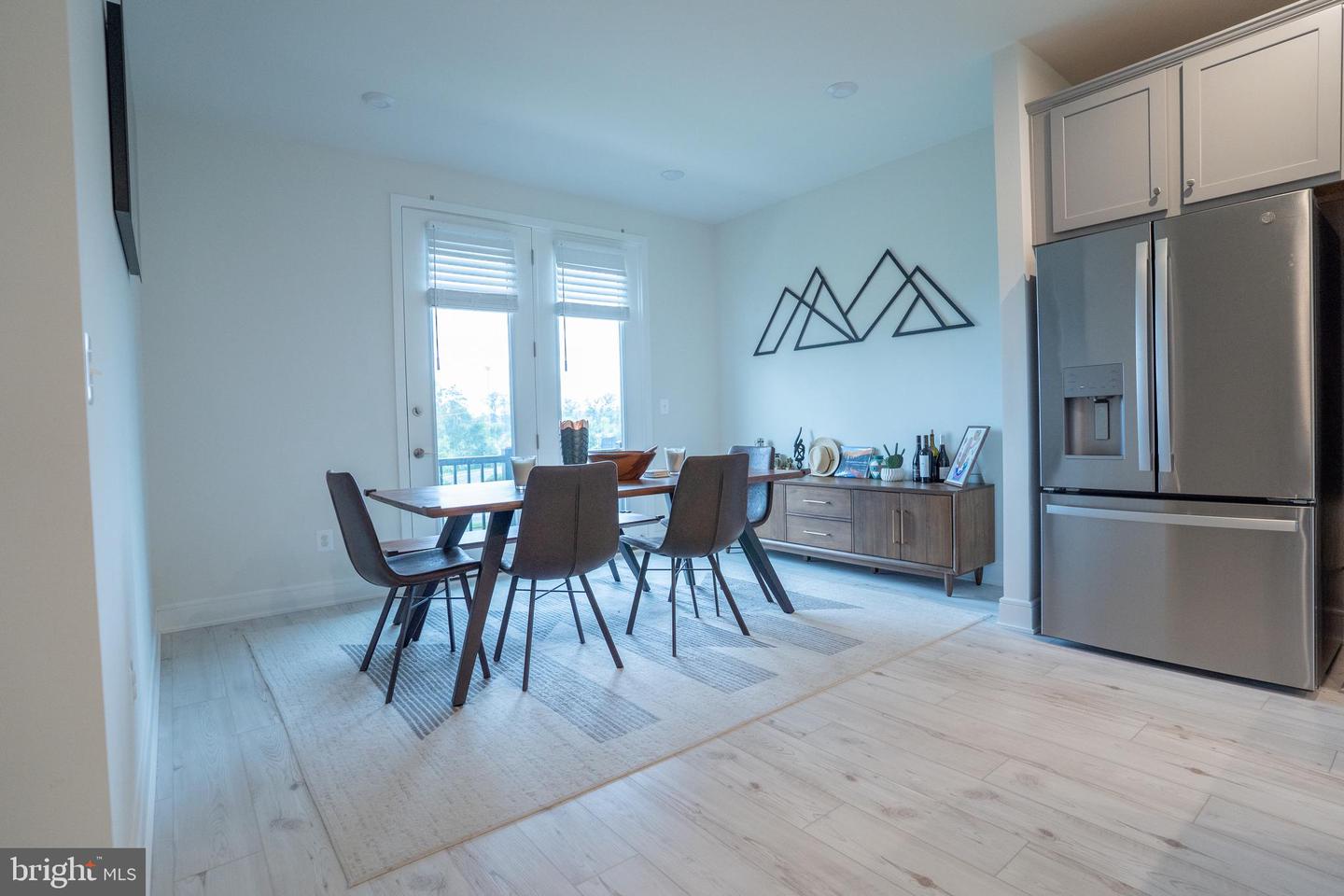 23099 Growler Sq Property Photo 17