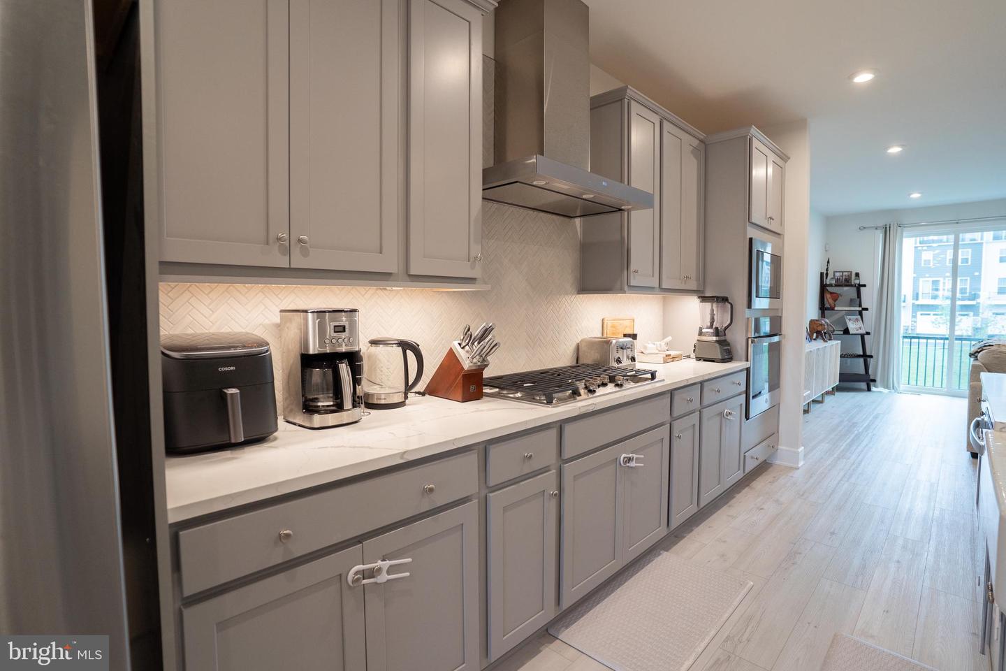 23099 Growler Sq Property Photo 19