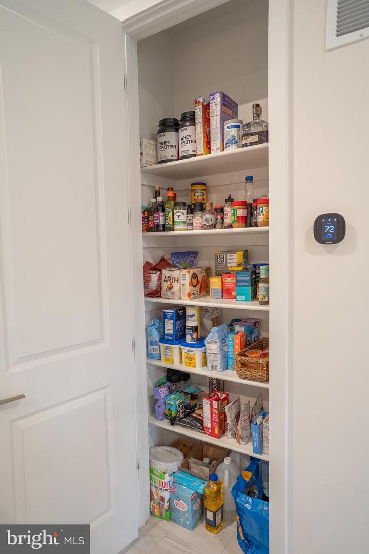 23099 Growler Sq Property Photo 22