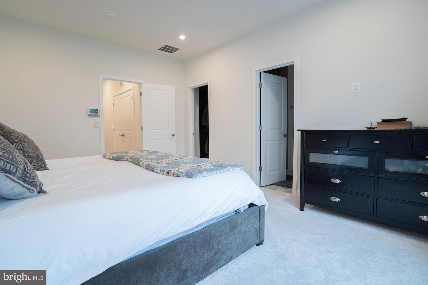 23099 Growler Sq Property Photo 29