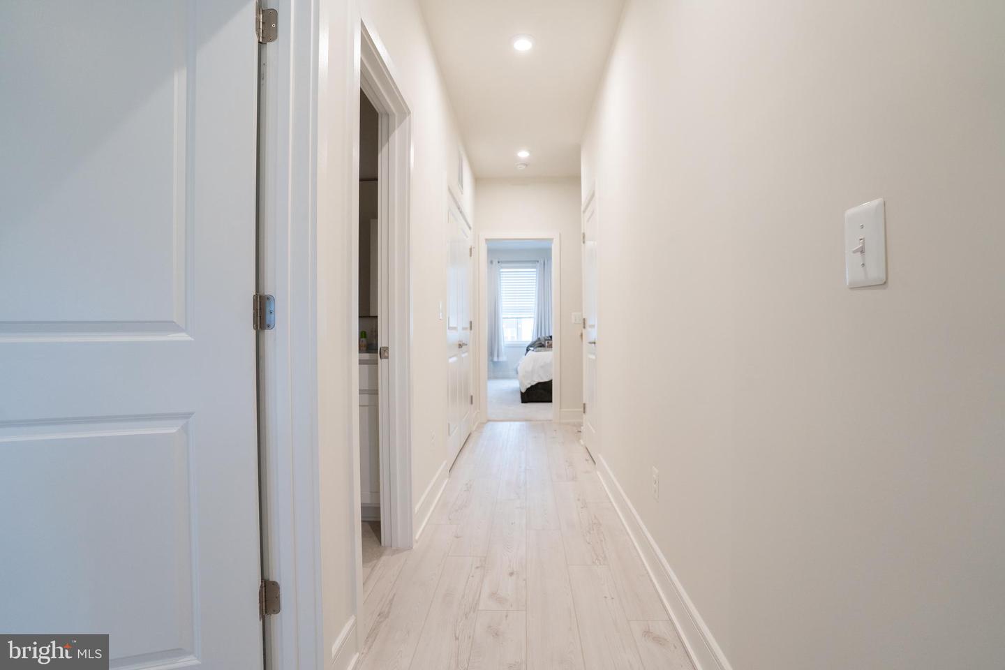 23099 Growler Sq Property Photo 41