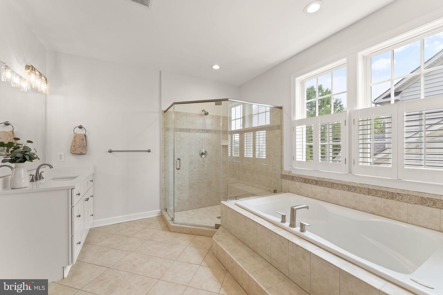 43728 Collett Mill Ct Property Photo 60
