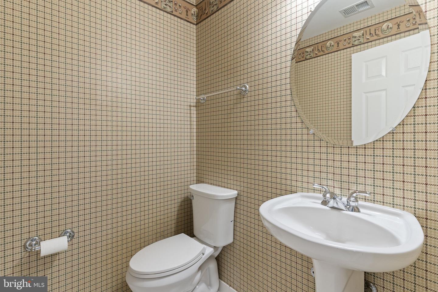 20804 Miranda Falls Sq Property Photo 35