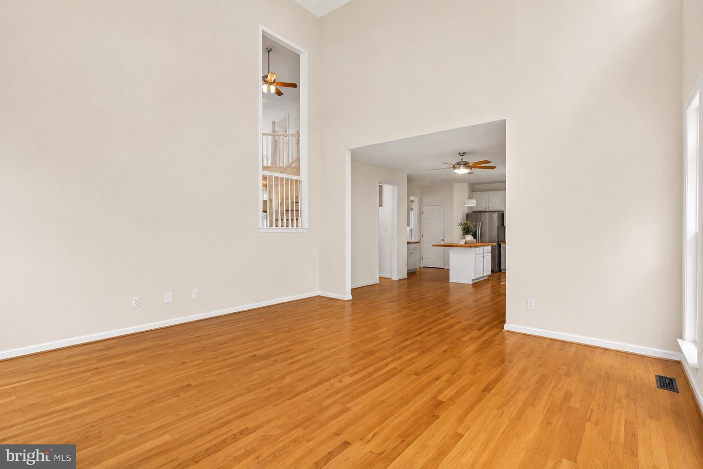 43436 Orson St Property Photo 15