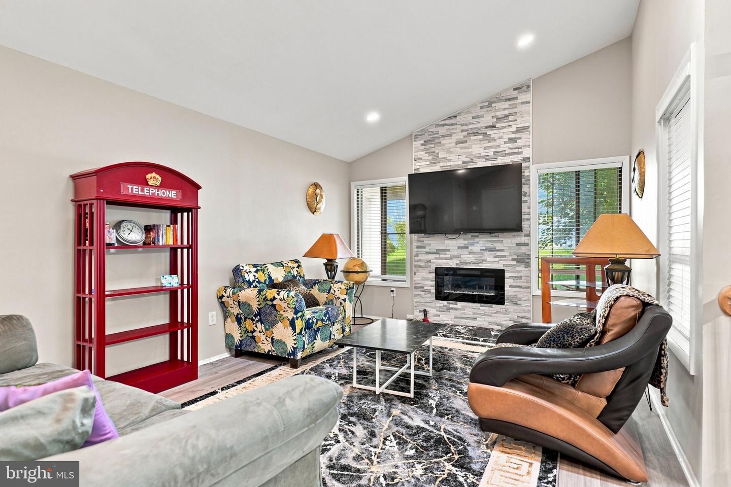 109 Biscayne Ct Property Photo 8