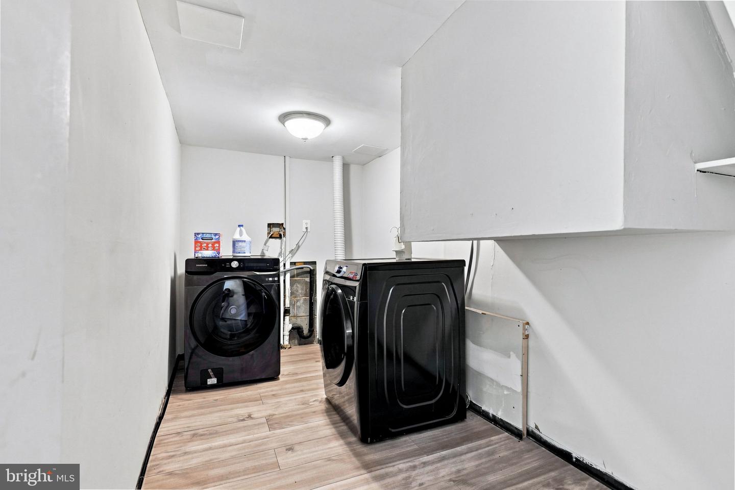 109 Biscayne Ct Property Photo 34
