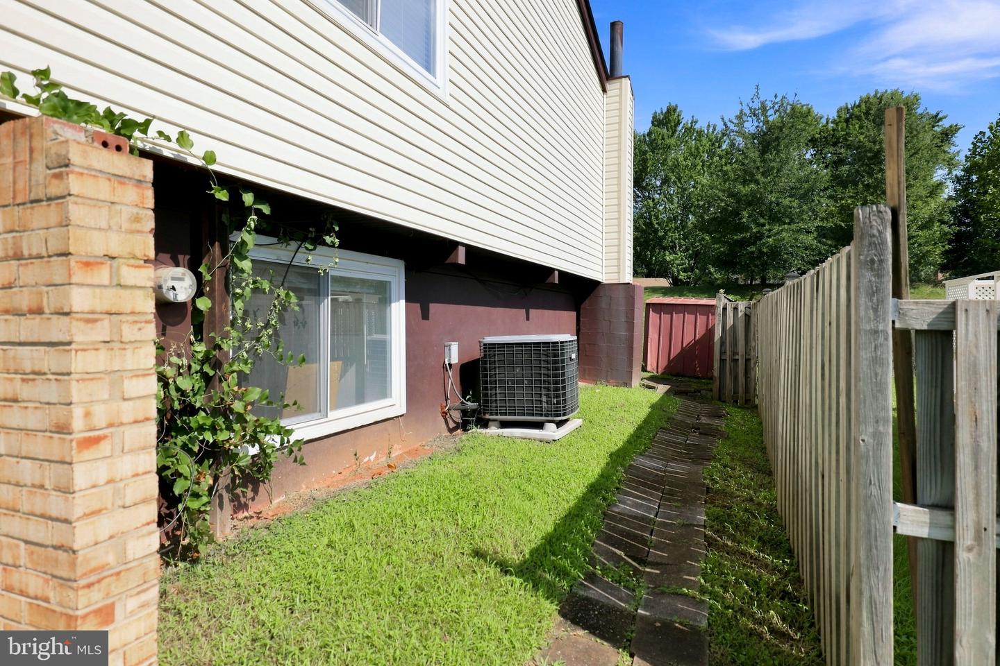 109 Biscayne Ct Property Photo 55