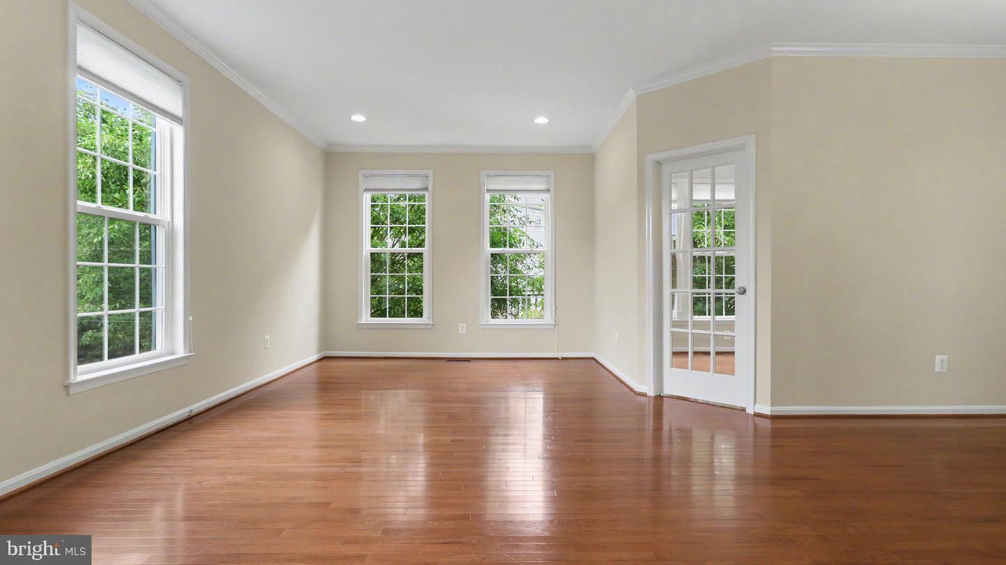 42371 Trellis Sq Property Photo 15