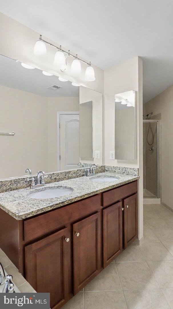 42371 Trellis Sq Property Photo 40