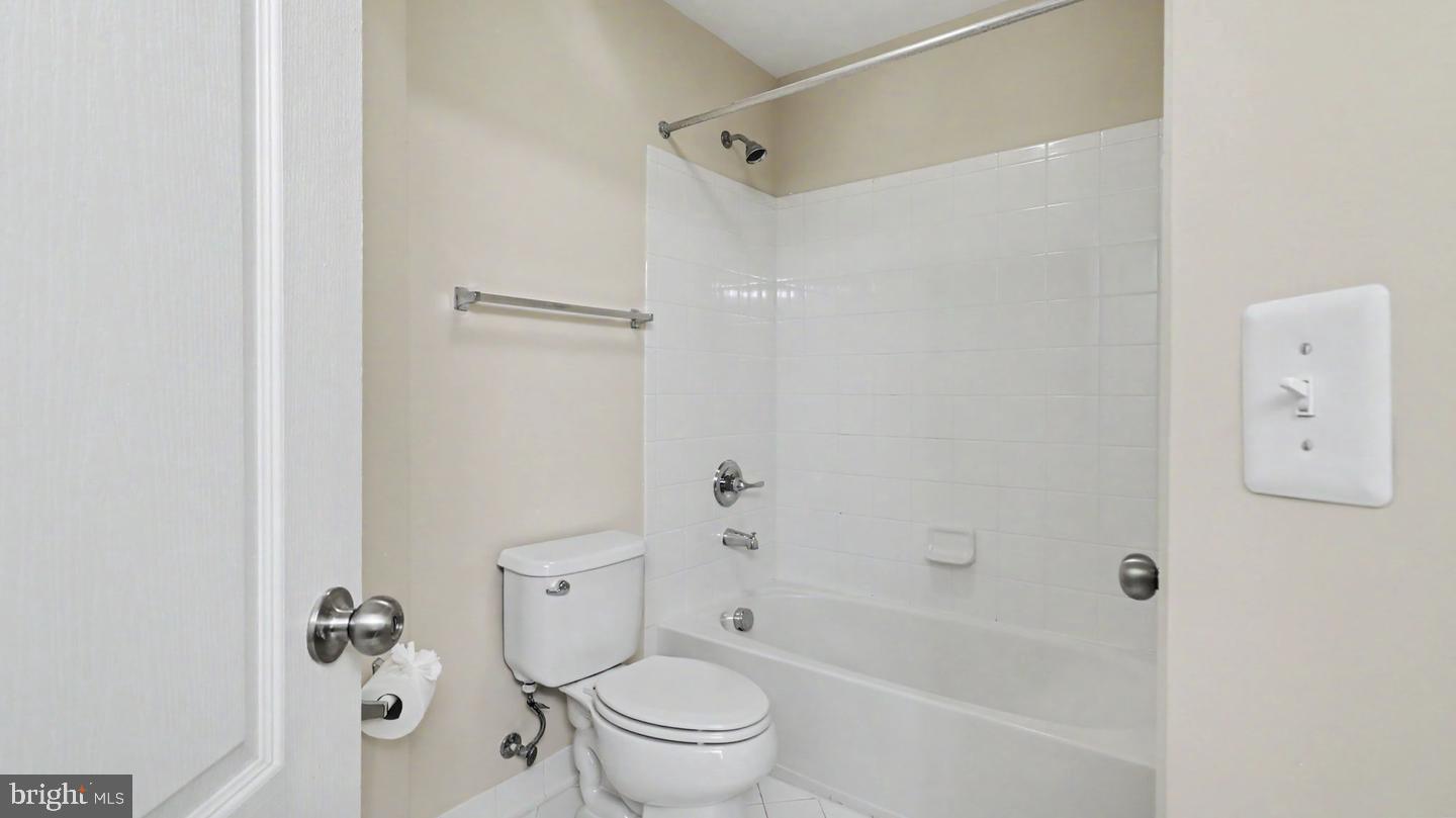 42371 Trellis Sq Property Photo 54