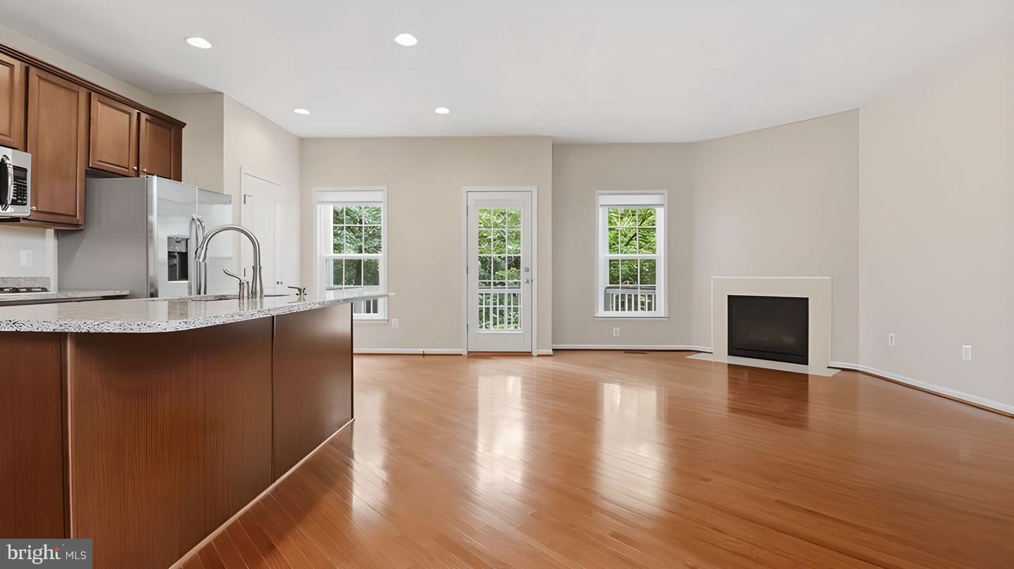 42371 Trellis Sq Property Photo 60
