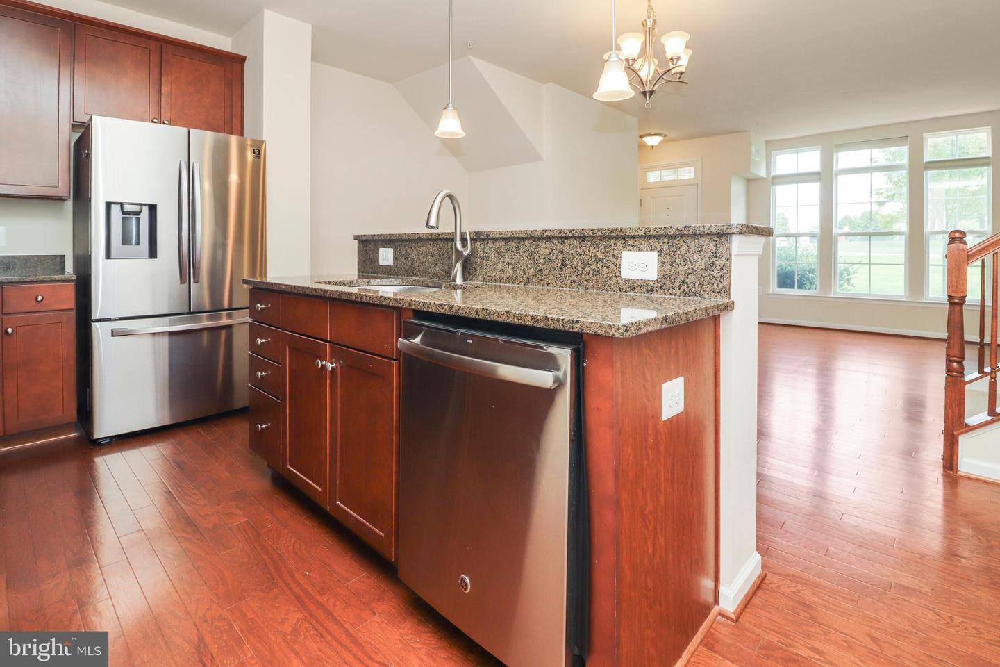 43520 Stonecliff Ter Property Photo 14