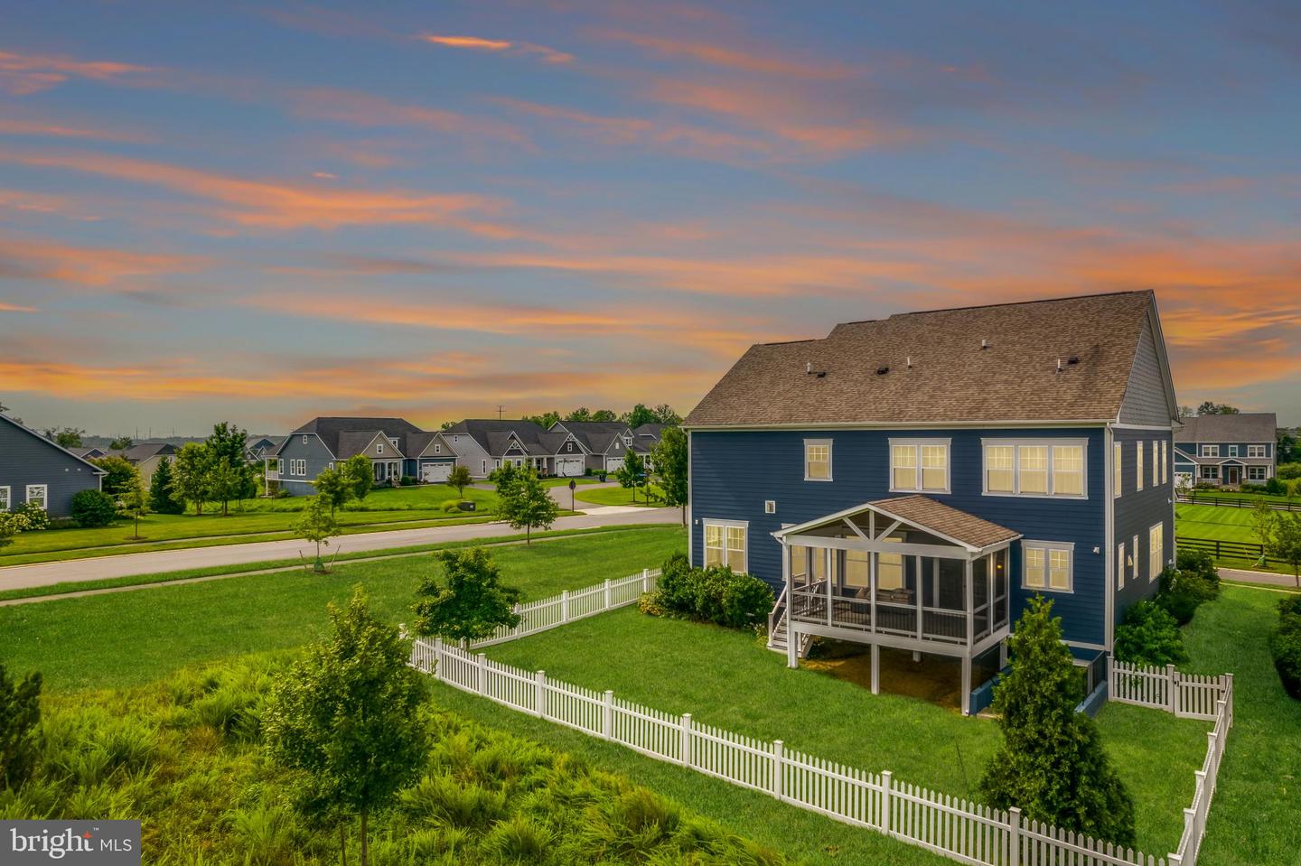 40982 White Clover Ln Property Photo 2
