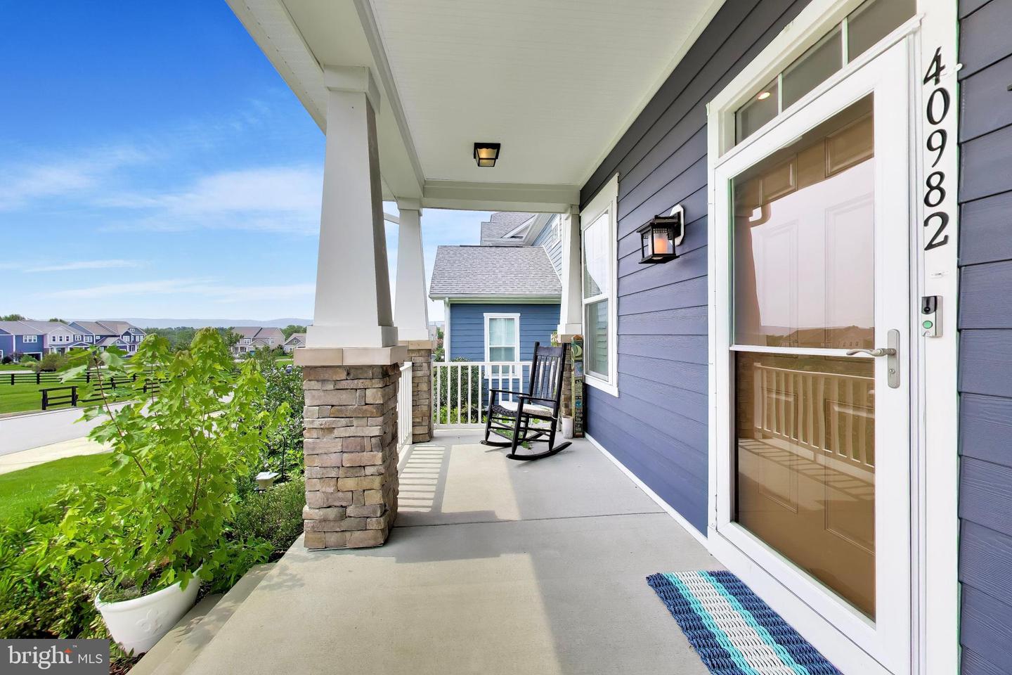 40982 White Clover Ln Property Photo 5