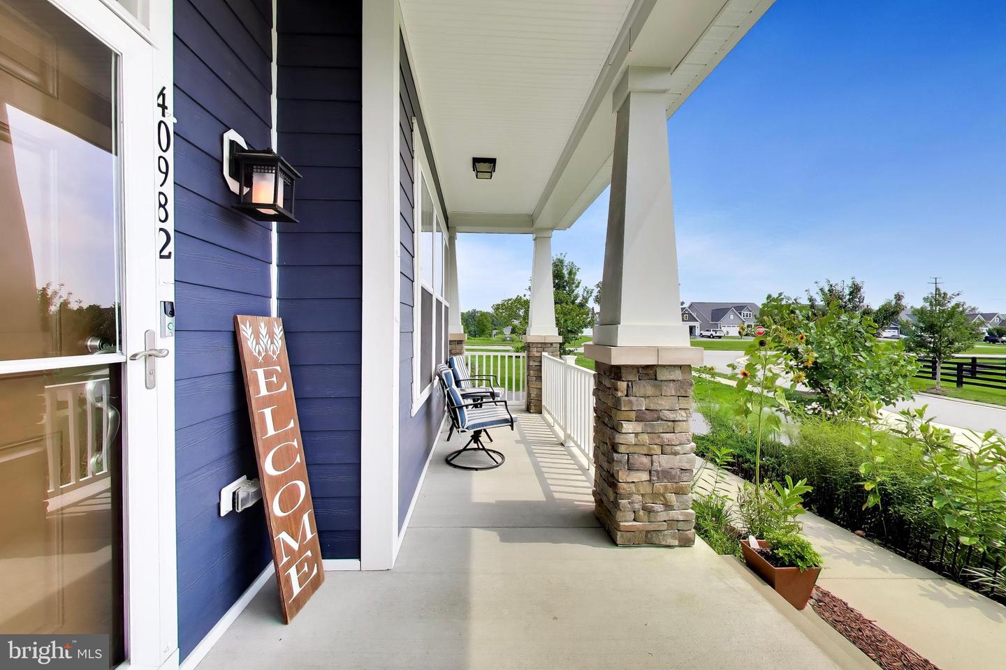 40982 White Clover Ln Property Photo 6