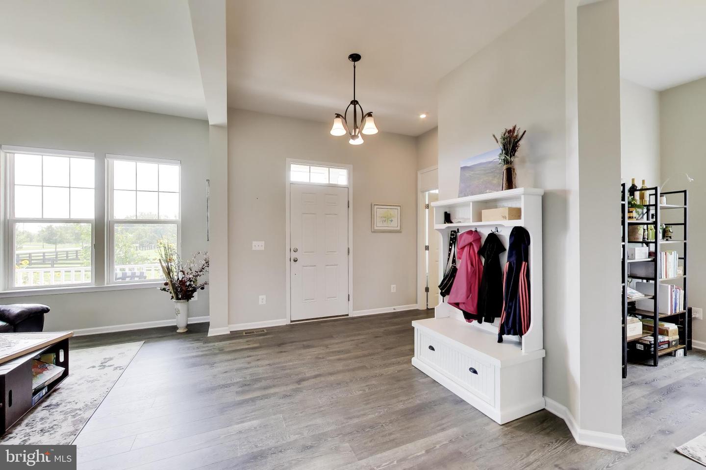40982 White Clover Ln Property Photo 8