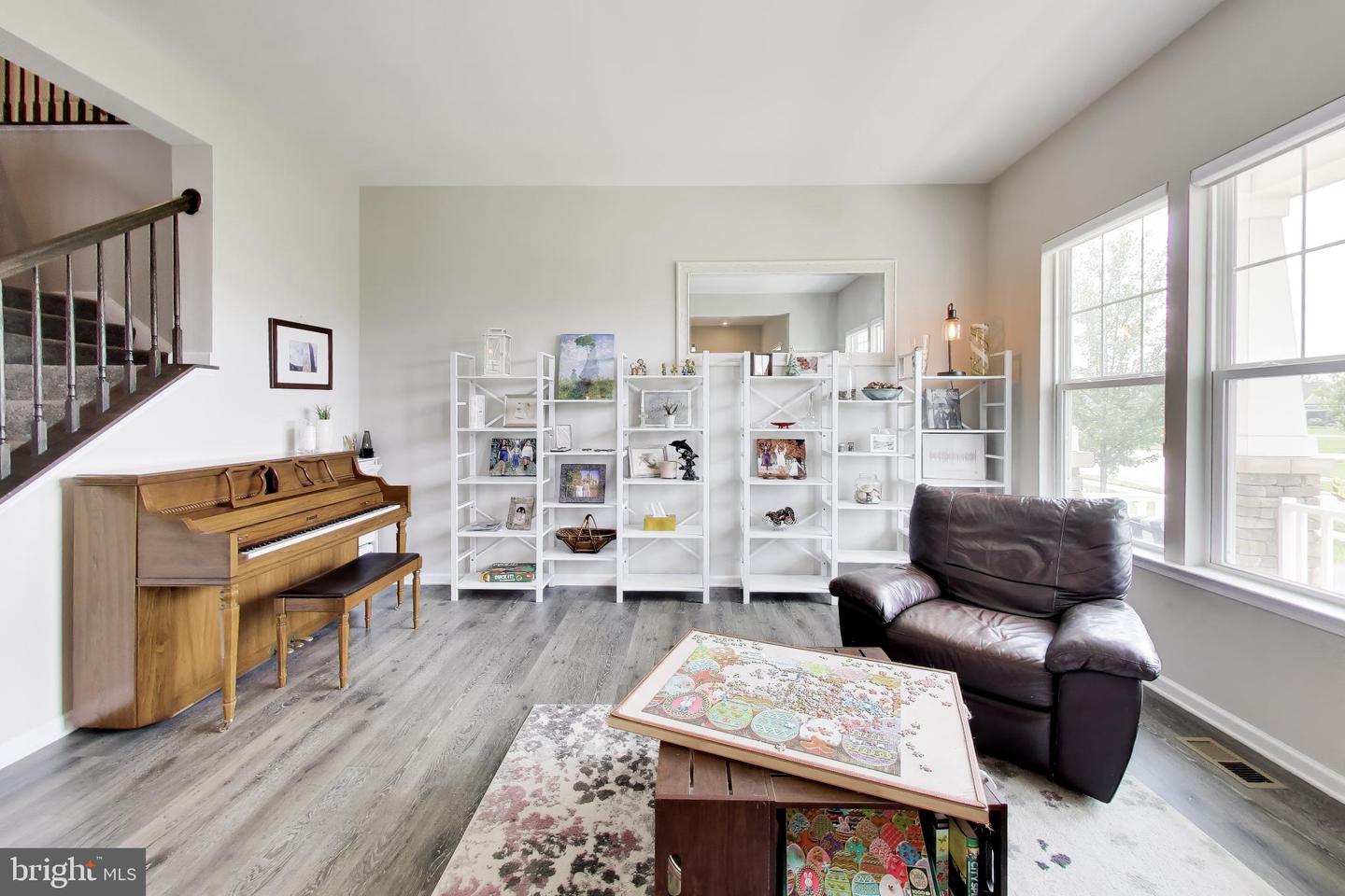 40982 White Clover Ln Property Photo 9