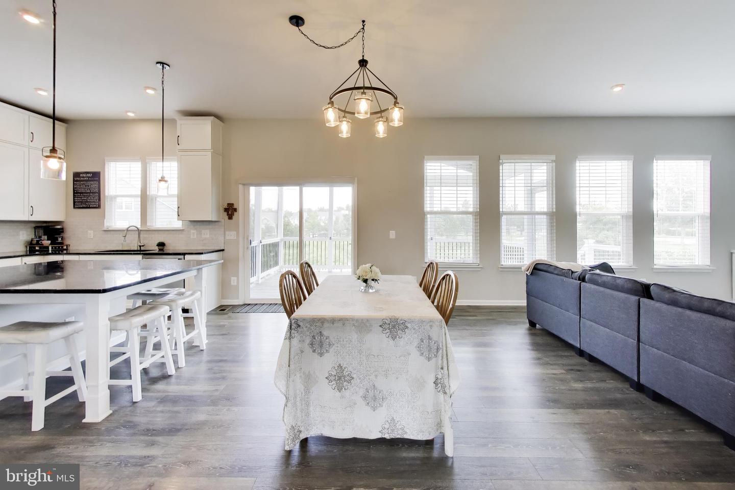 40982 White Clover Ln Property Photo 23