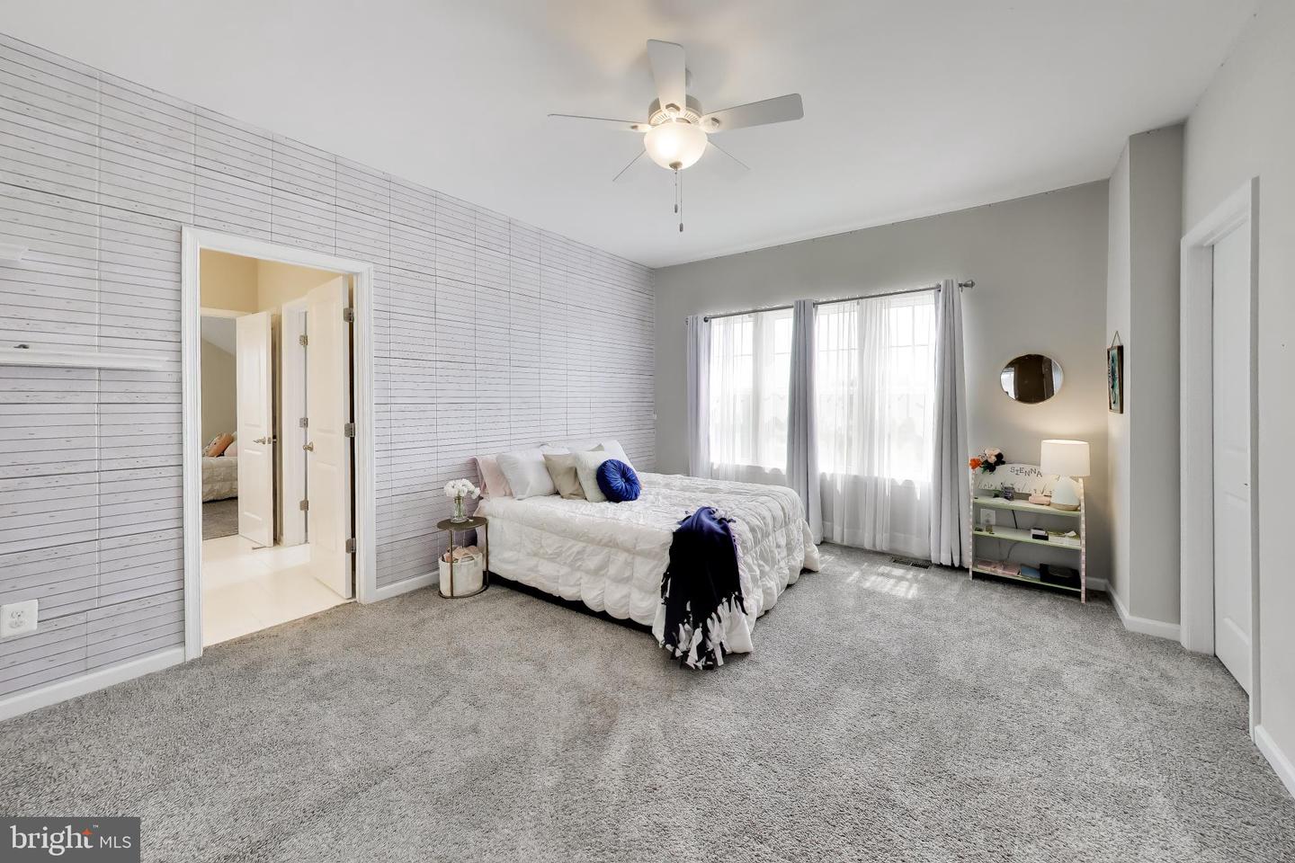 40982 White Clover Ln Property Photo 47