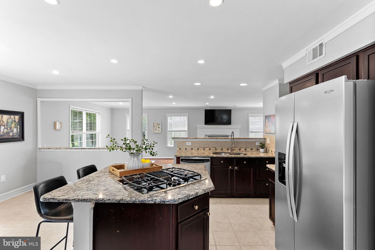 20358 Flushing Meadows Ct Property Photo 9