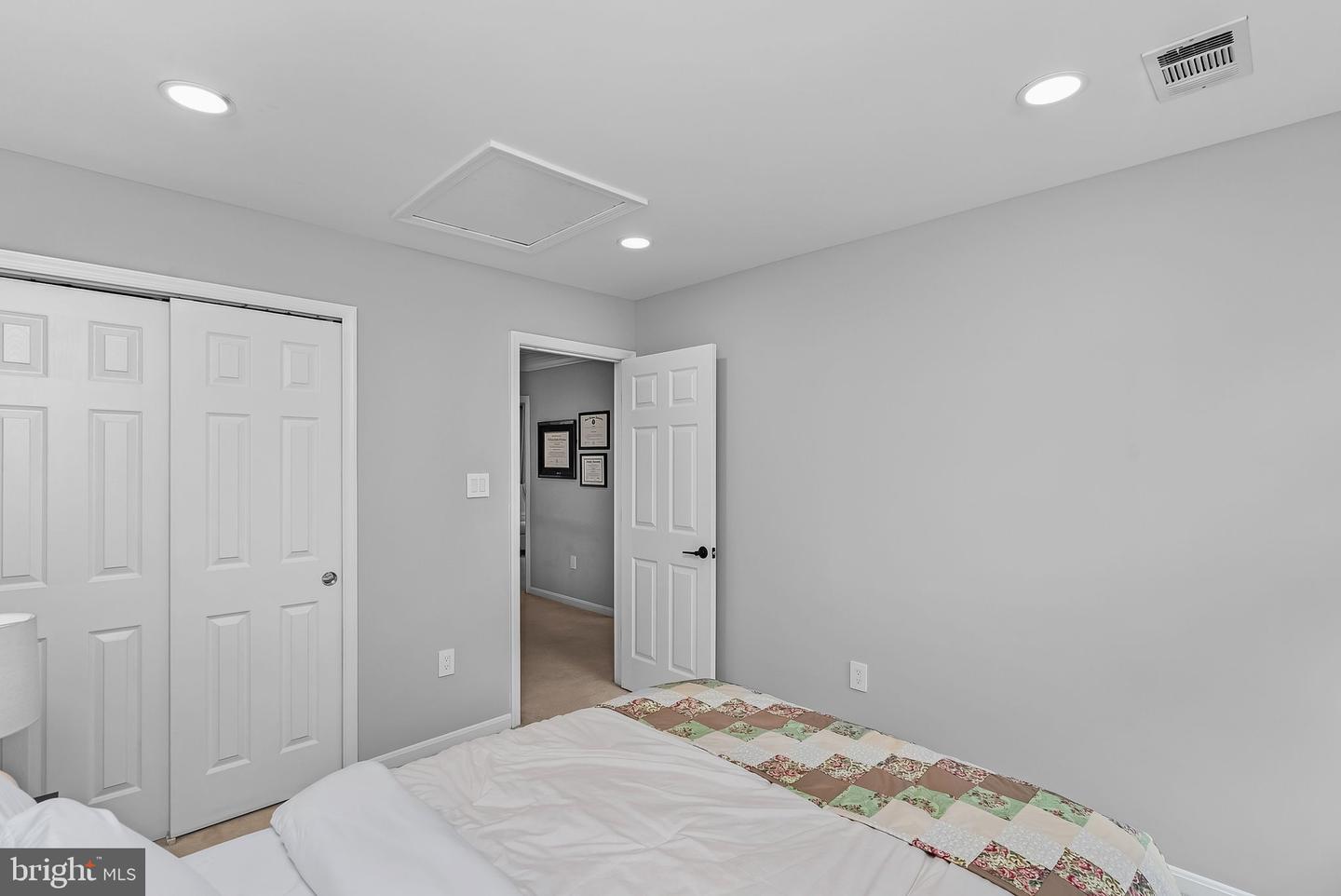 20358 Flushing Meadows Ct Property Photo 30