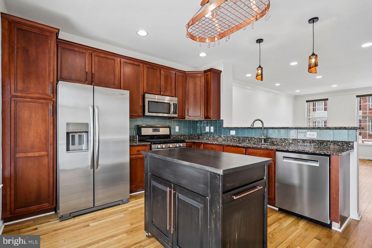 25114 Mcbryde Ter Property Photo 4