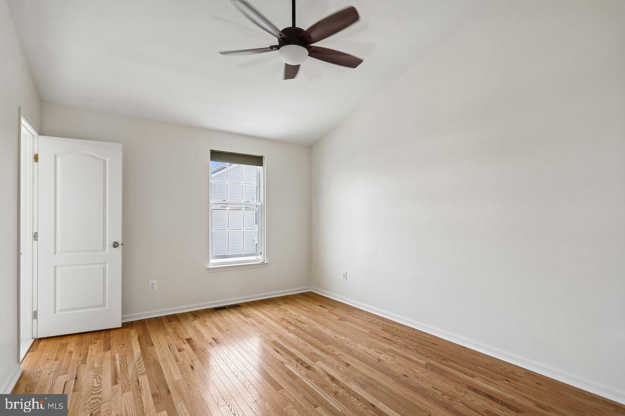 25114 Mcbryde Ter Property Photo 15