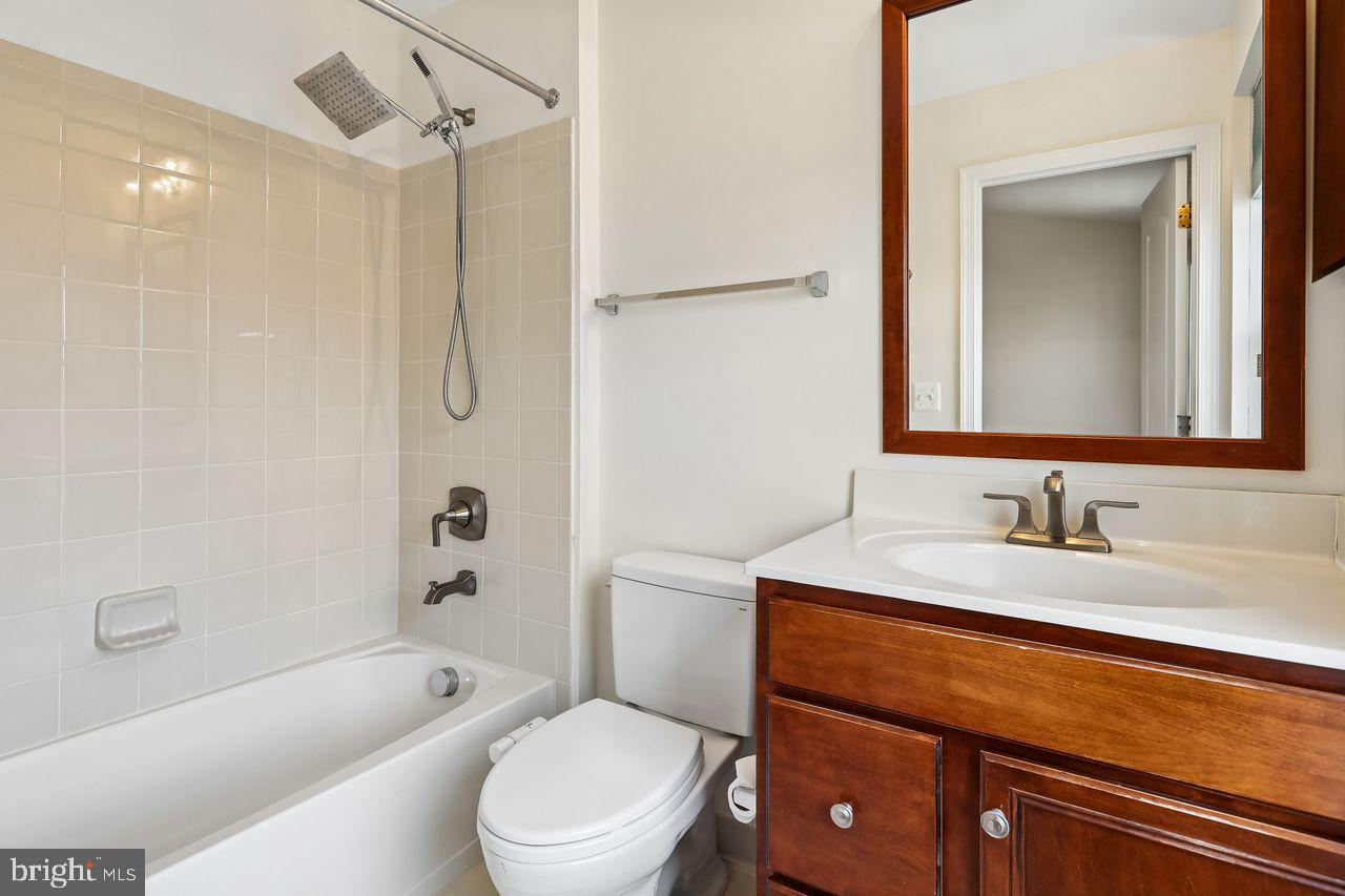 25114 Mcbryde Ter Property Photo 19