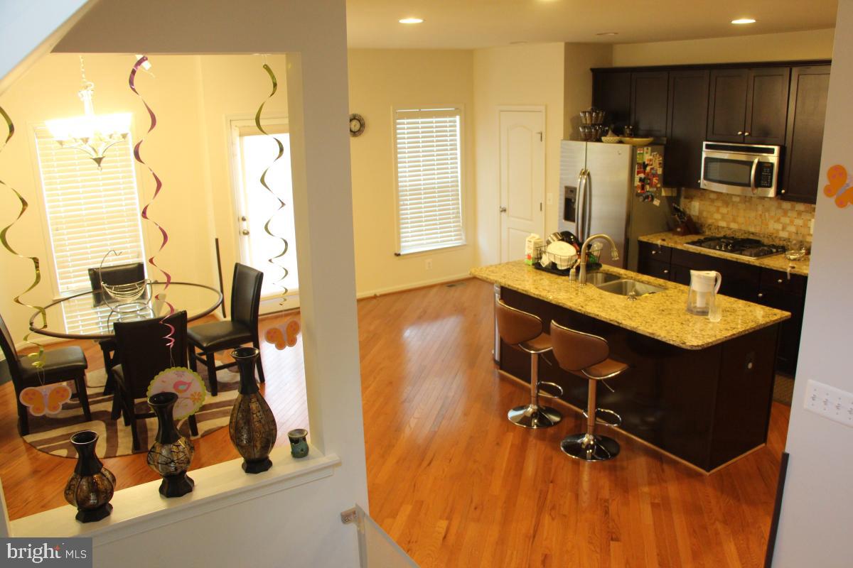 42387 Trellis Sq Property Photo 5