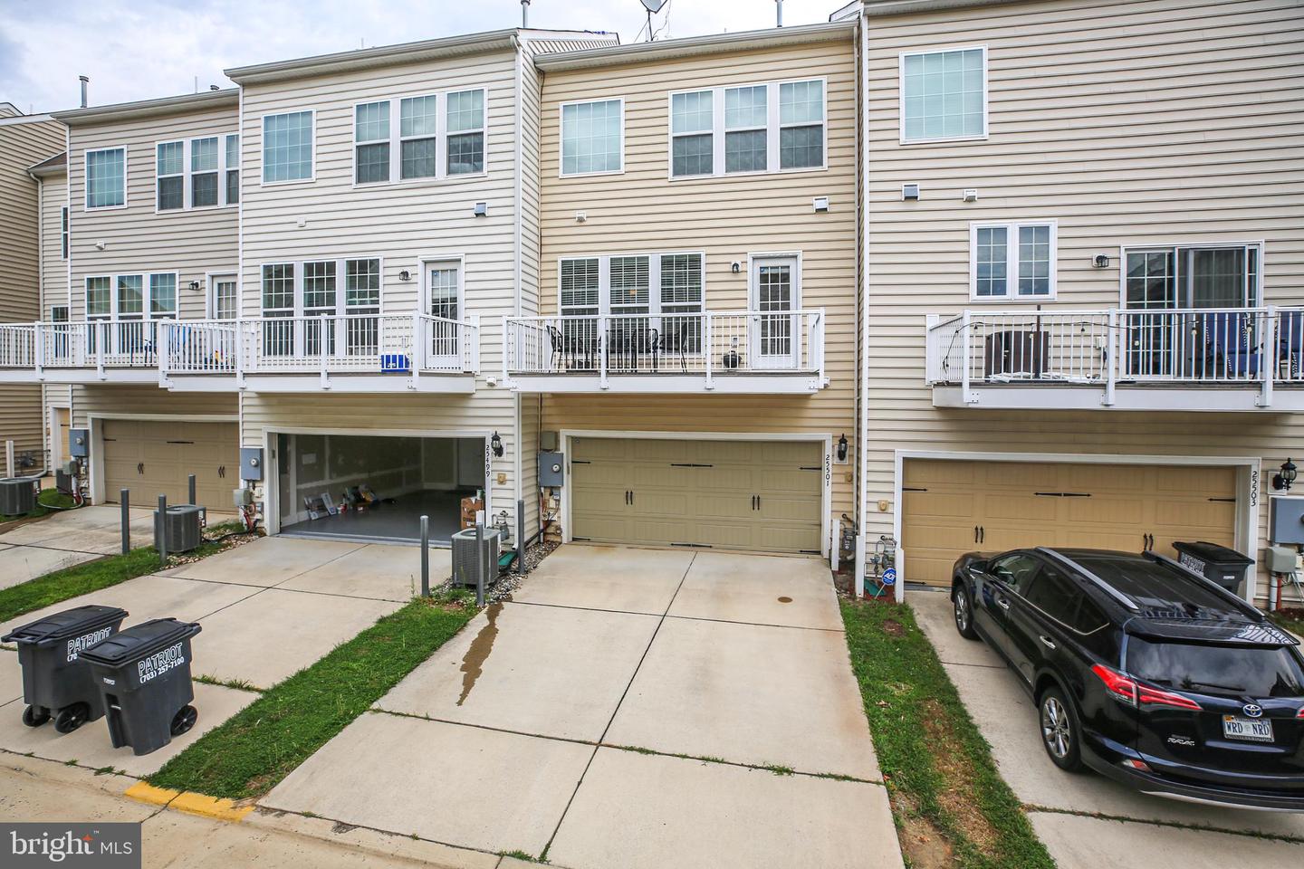 25501 Amber Gate Ter Property Photo 2