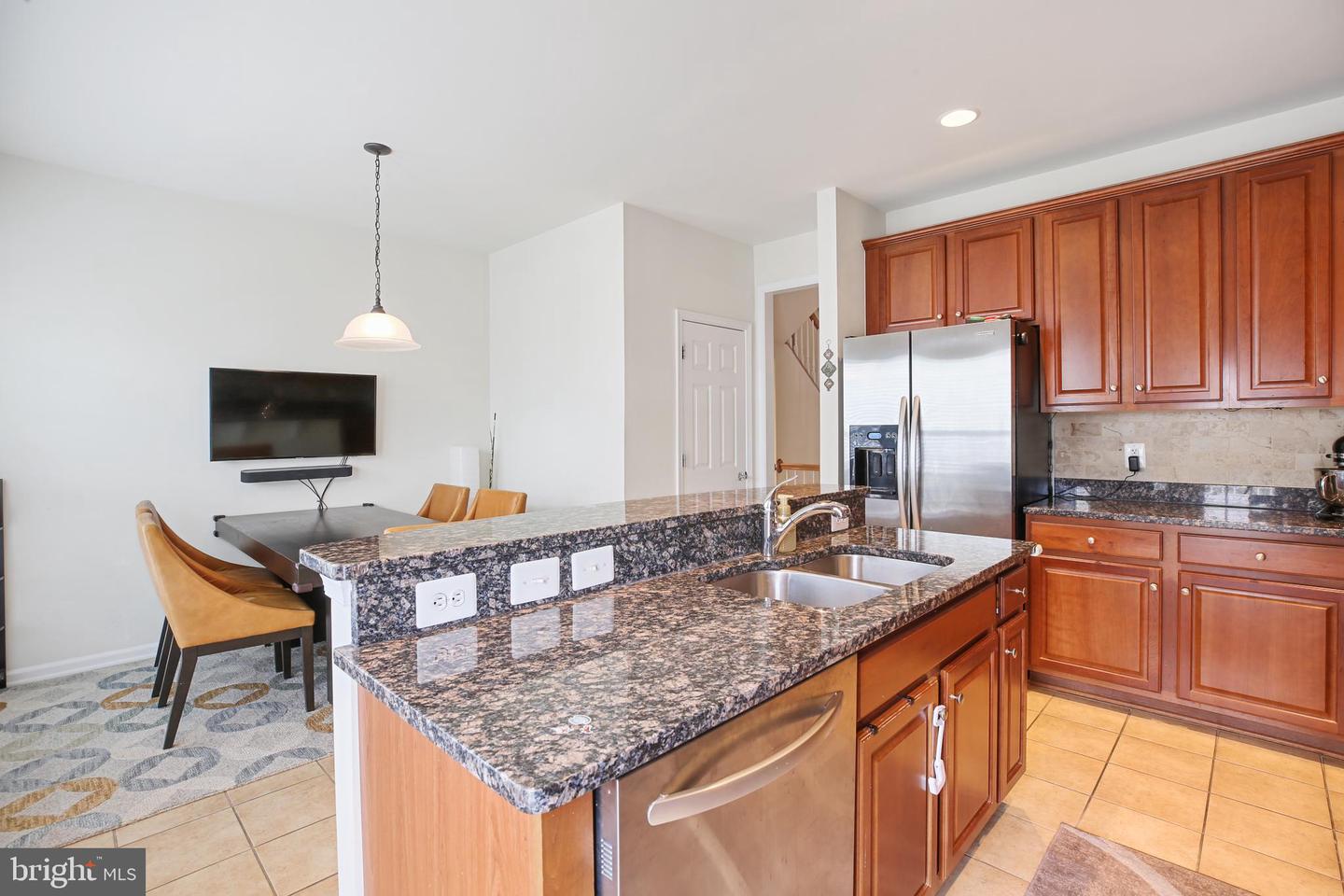 25501 Amber Gate Ter Property Photo 5