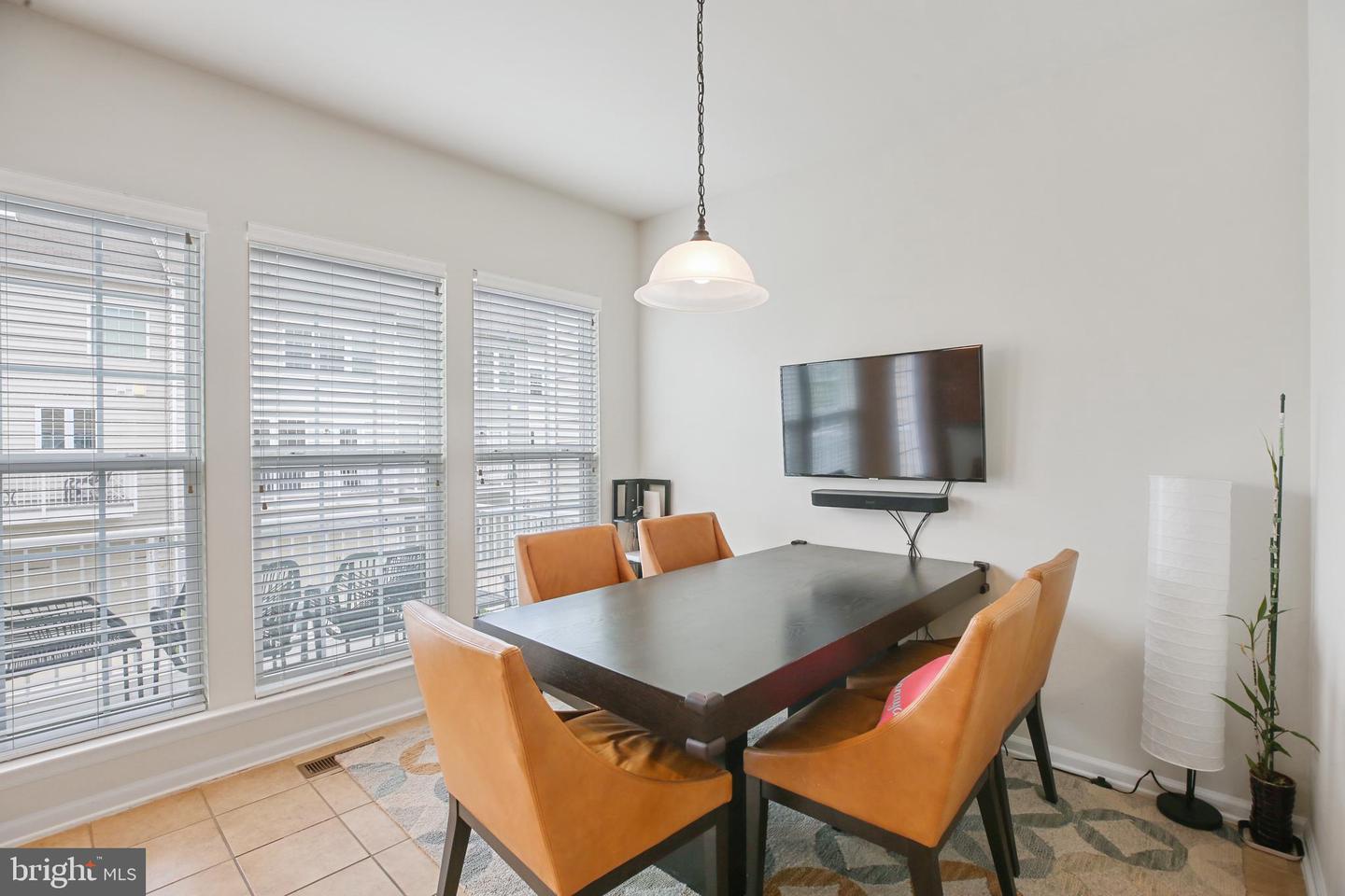25501 Amber Gate Ter Property Photo 9
