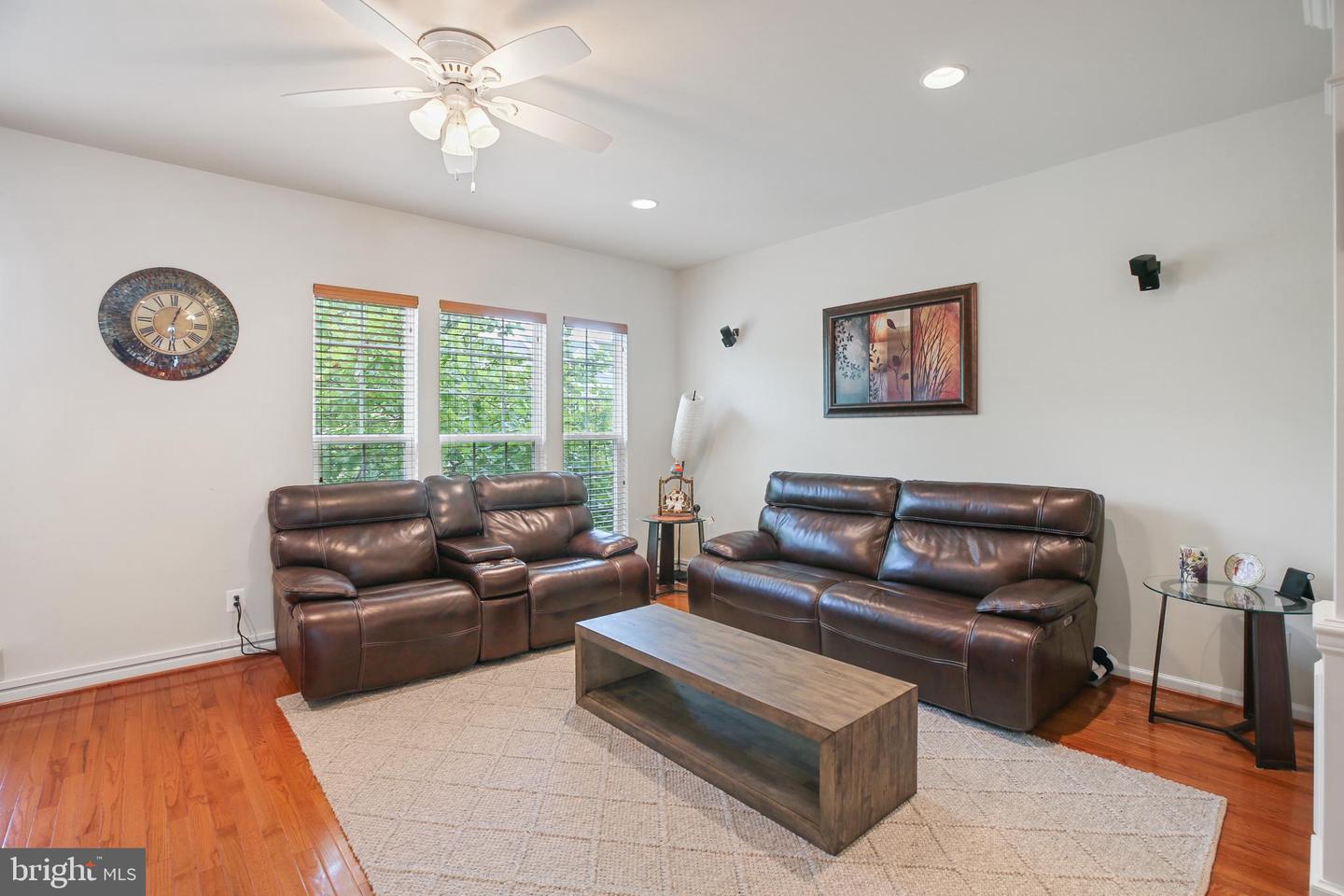 25501 Amber Gate Ter Property Photo 10