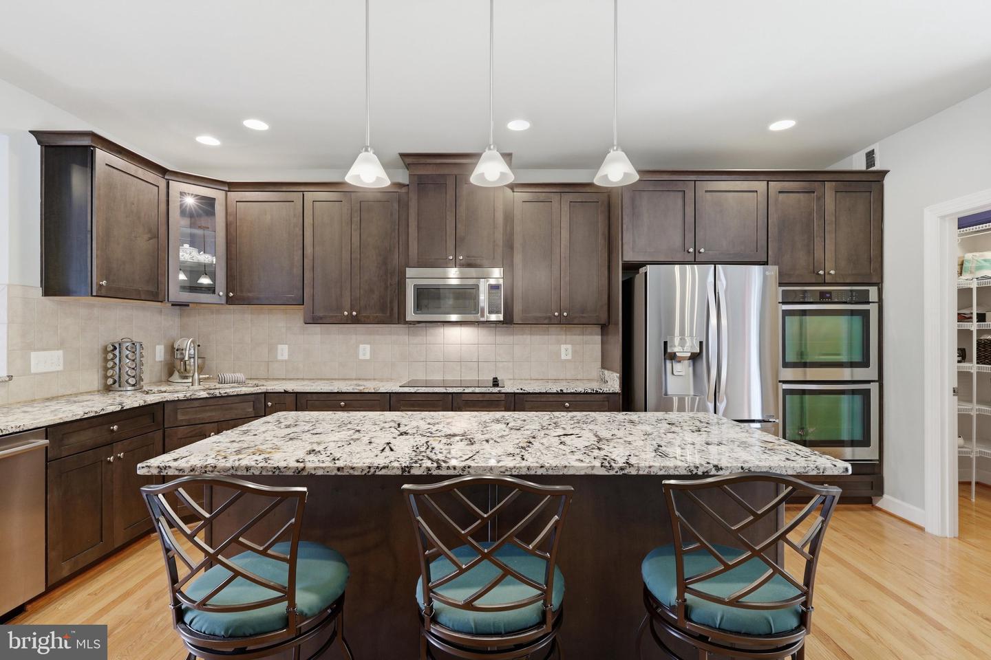 20200 Center Brook Sq Property Photo 12