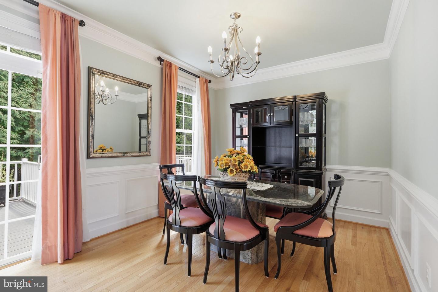 20200 Center Brook Sq Property Photo 15