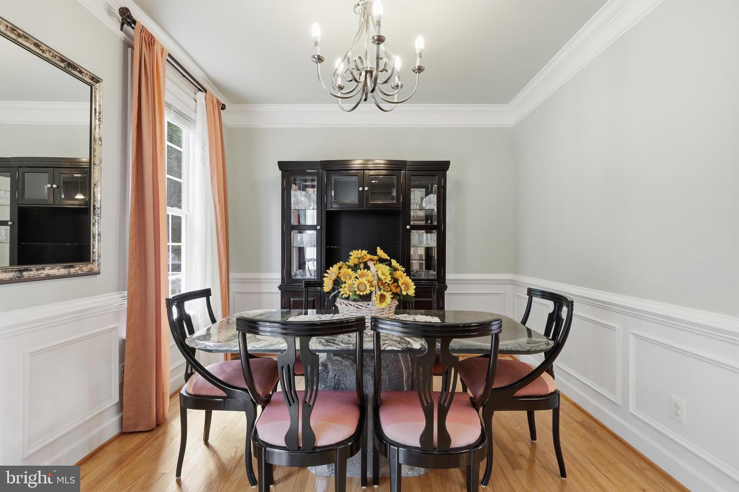 20200 Center Brook Sq Property Photo 16