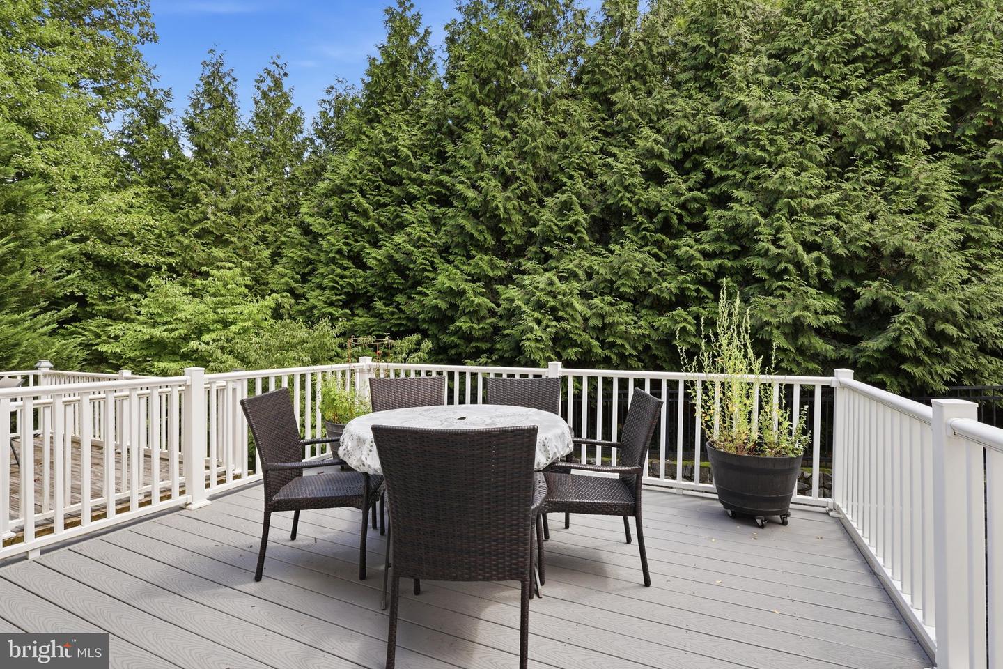 20200 Center Brook Sq Property Photo 18