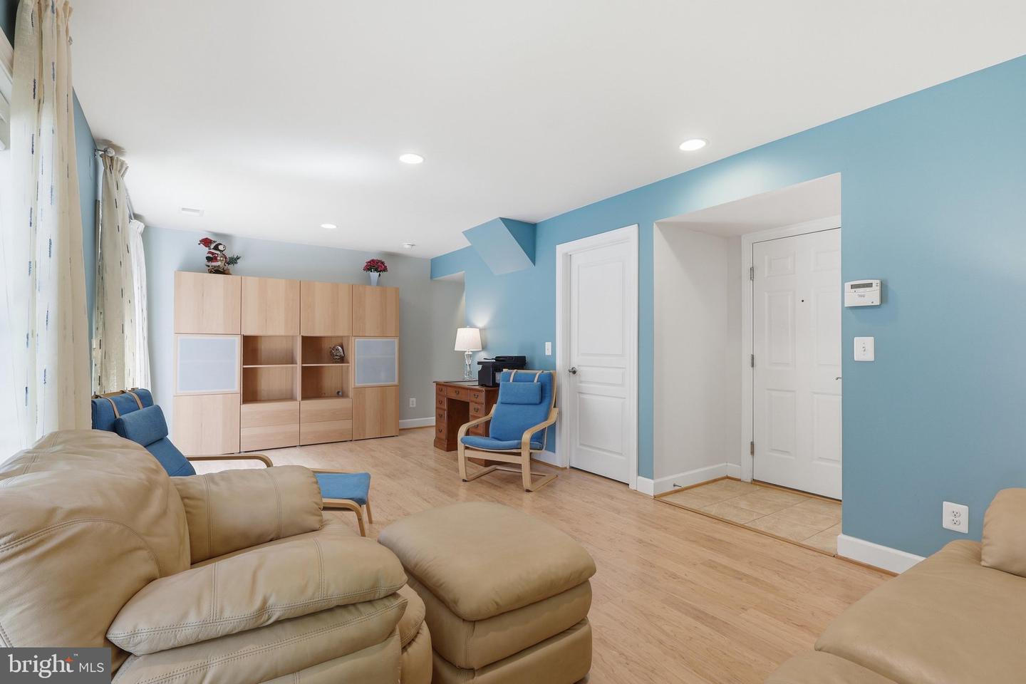 20200 Center Brook Sq Property Photo 29