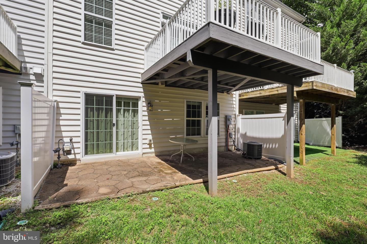 20200 Center Brook Sq Property Photo 33