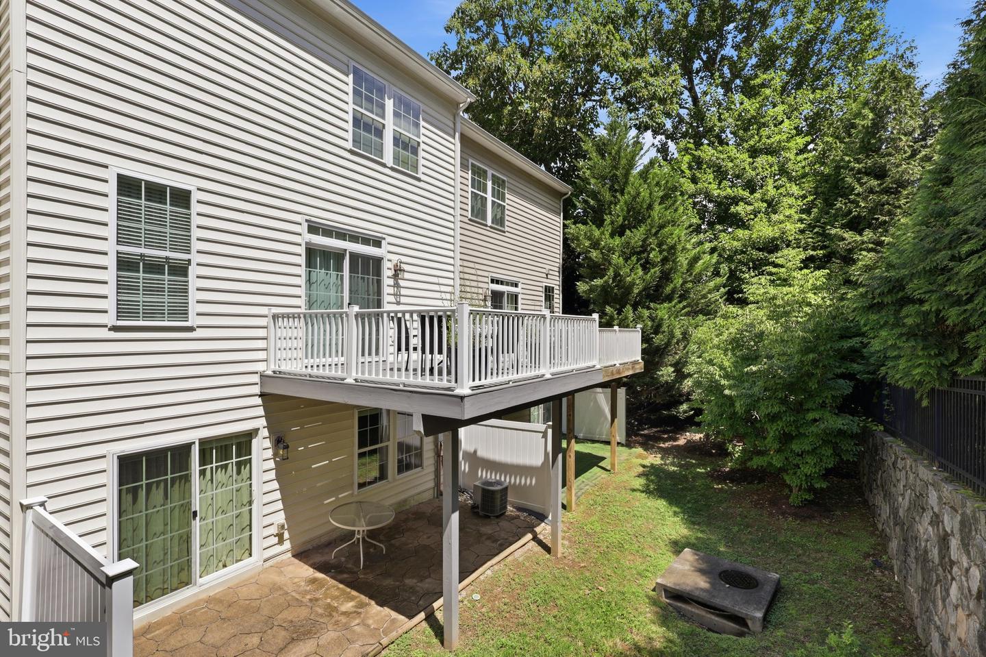 20200 Center Brook Sq Property Photo 34