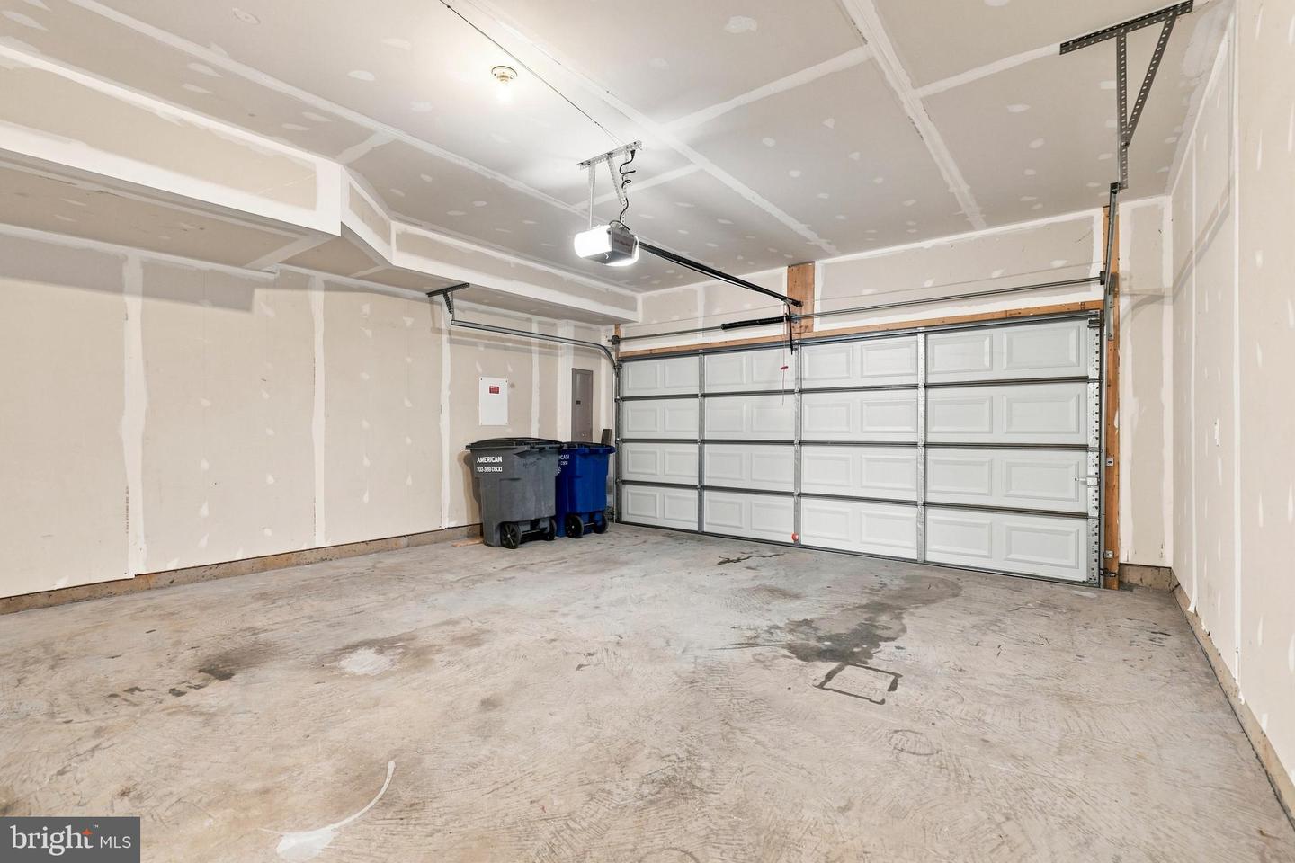 43433 Robey Sq Property Photo 10