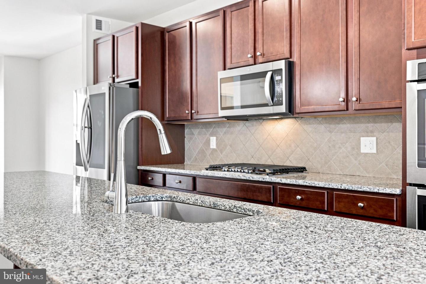 43433 Robey Sq Property Photo 20