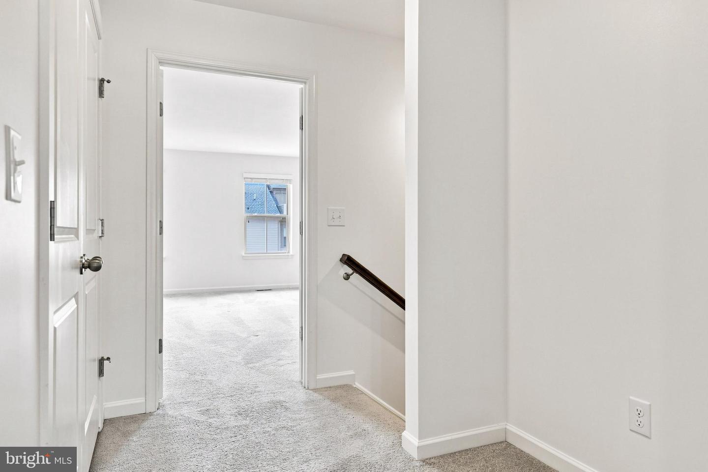 43433 Robey Sq Property Photo 32
