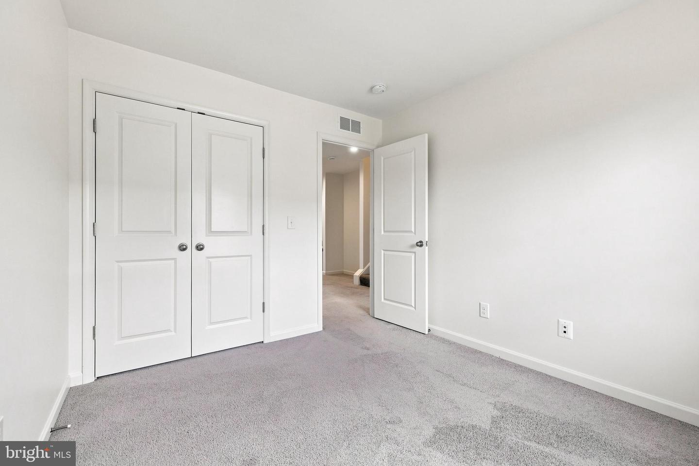 43433 Robey Sq Property Photo 48
